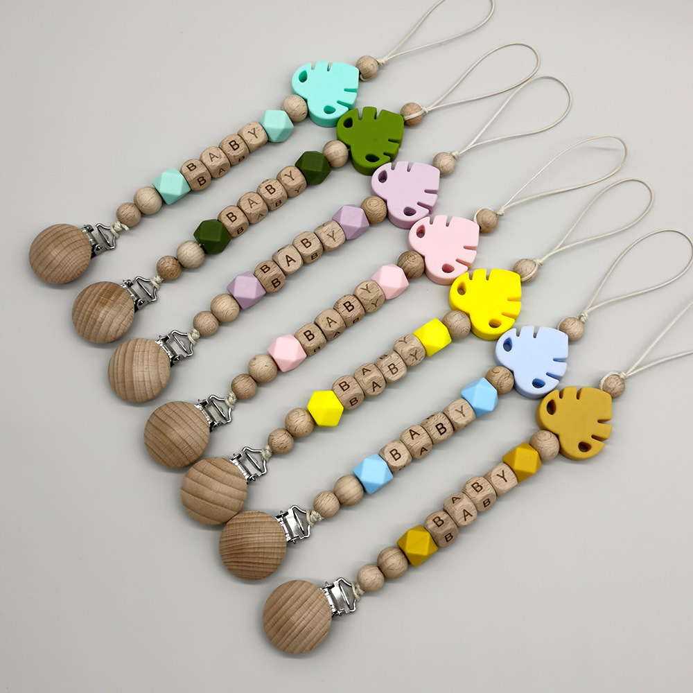 Baby Products Name - カスタムネーム木製パーソナライズベビーおしゃぶりチェーンシリコンビーズおしゃぶりホルダーガード歯固めペンダント新生児ギフトグッズ